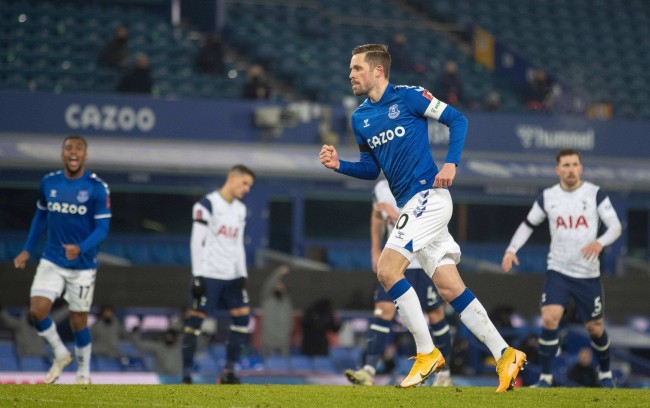 足的后续表 足的后续表